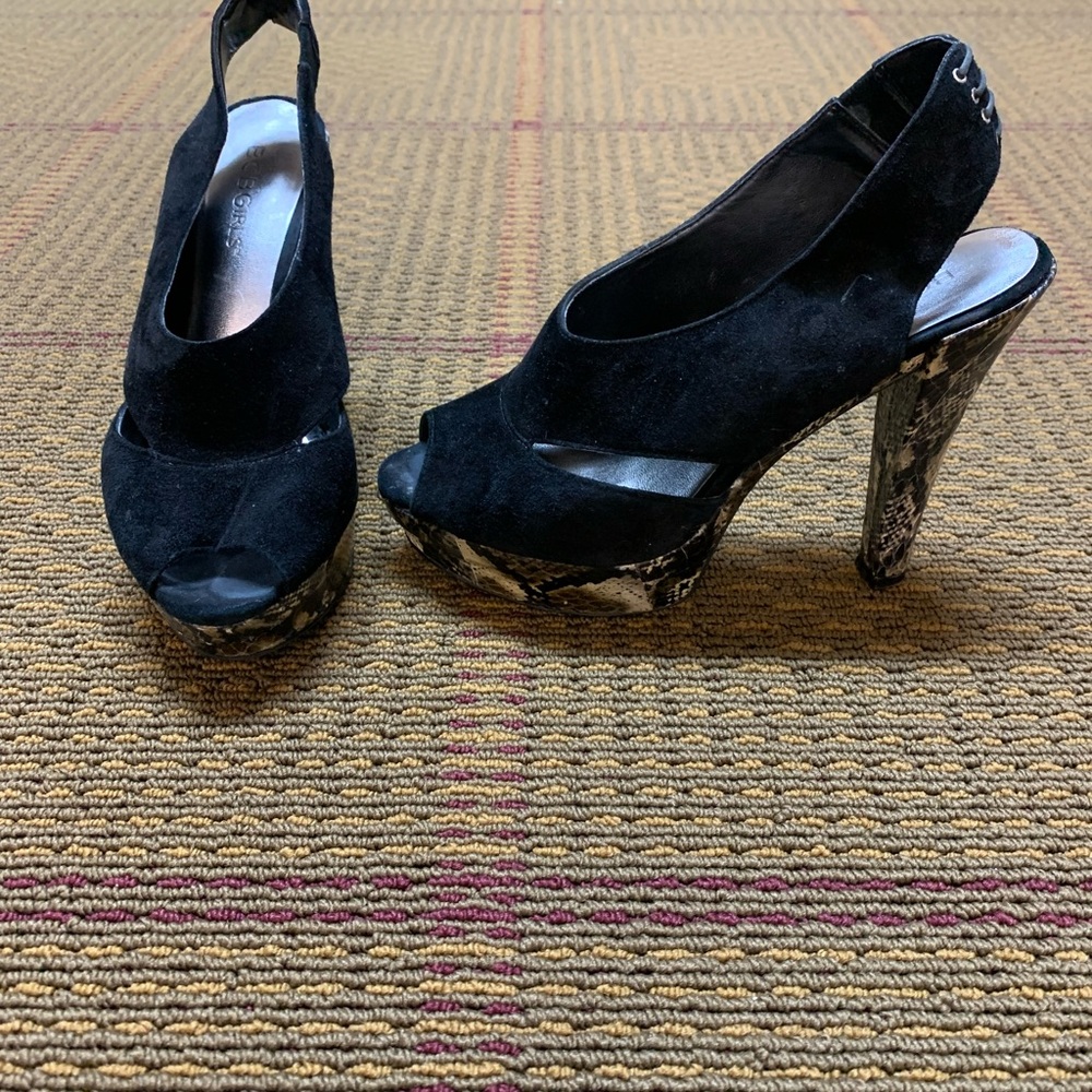 BCBGirks - Black Suede With Reptile Heel  - Excellent Condition